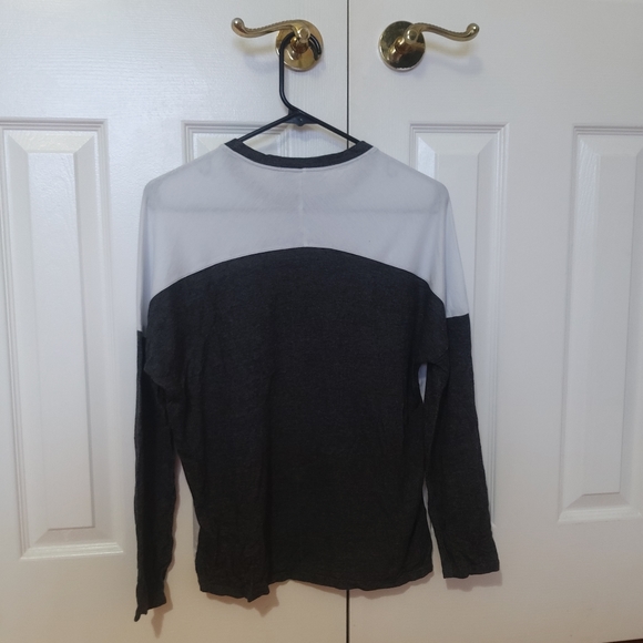 💙 3/$25 NWOT Zara TRF long sleeve top - Picture 3 of 12
